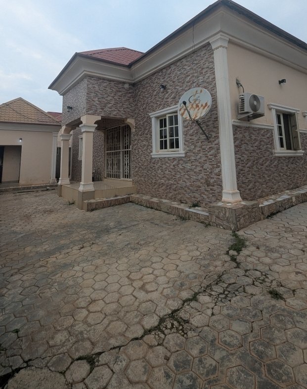 fully-detached-bungalow-bq