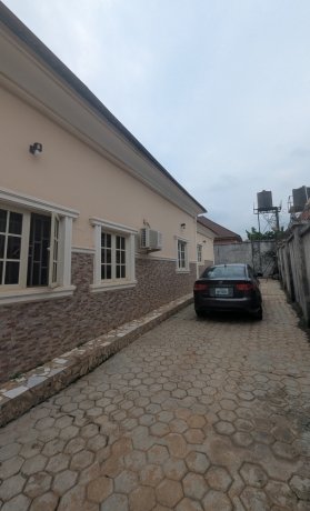 fully-detached-bungalow-bq-big-4