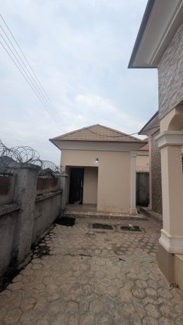 fully-detached-bungalow-bq-big-3