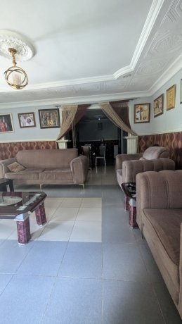 spectacular-3bedroom-detached-bungalow-big-16