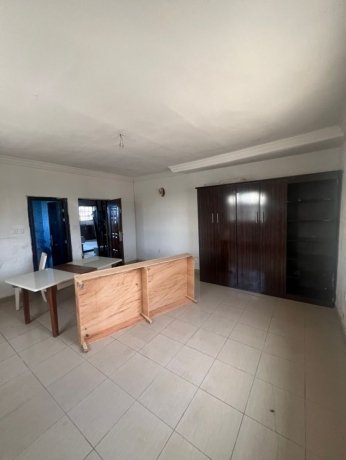 massive-3bedroom-detached-bungalow-big-14