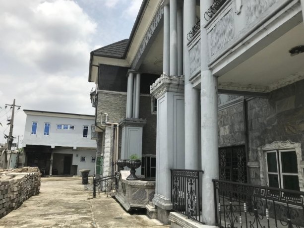 mansion-for-sale-big-10