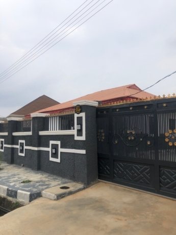 newly-built-3bedroom-bungalow-with-space-for-bq-big-0