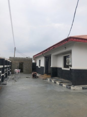 newly-built-3bedroom-bungalow-with-space-for-bq-big-1