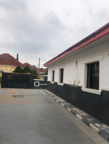 newly-built-3bedroom-bungalow-with-space-for-bq-big-2