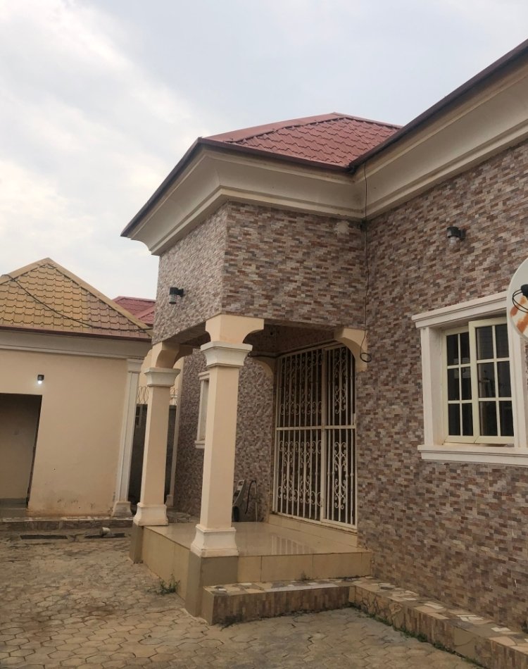 newly-built-3bedroom-bungalow-for-sale