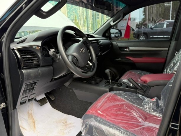 brandnew-2025-hilux-v6-big-3