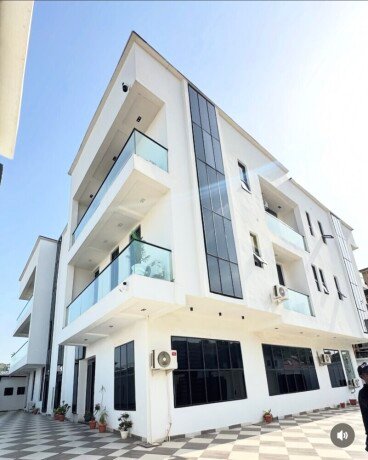 for-rent-fully-furnished-and-serviced-3-bedrooms-apartment-with-inverter-and-247-light-big-0