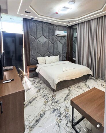 for-rent-fully-furnished-and-serviced-3-bedrooms-apartment-with-inverter-and-247-light-big-8