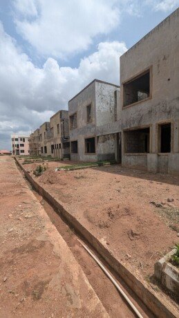 standard-n-solidly-built-3bedroom-terrace-duplex-wit-bq-big-0