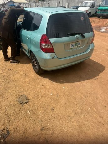 distress-sales-honda-jazz-big-6