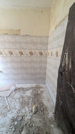 spacious-1bedroom-flat-4sale-big-3