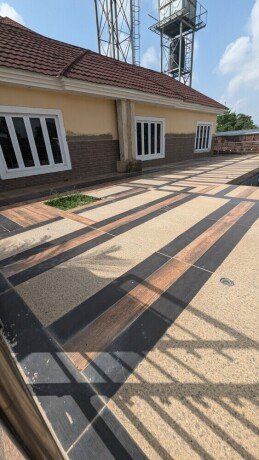 multipurpose-30bedroom-mansion-wit-8living-room-big-10