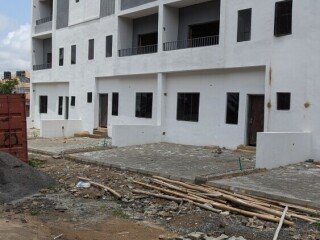 4bedroom-terrace-duplex-advanced-carcass