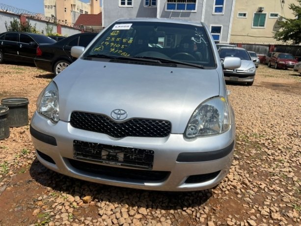 foreign-used-toyota-yaris-big-0