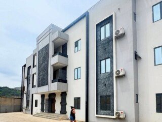 sharp-3-bedroom-apartment-with-acs-and-compound-gen