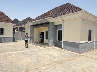 3-bedroom-bungalow-with-gate-house