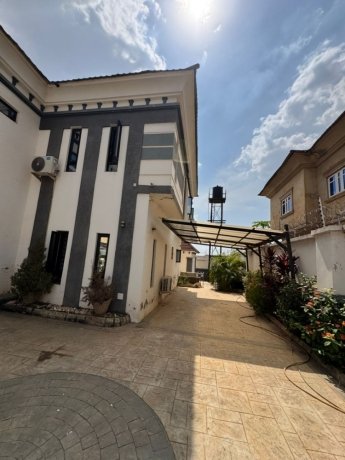 luxuriously-furnished-3bedroom-detached-duplex-big-17