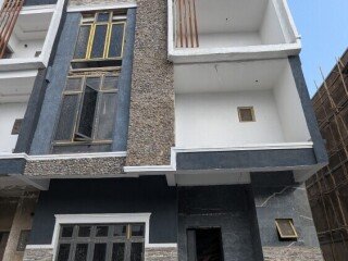 brandnew-luxuriously-built-5bedroom-terrace-duplex-wit-bq