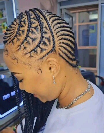 professional-hair-stylist-big-3