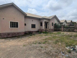 3bedroom-semidetached-bungalow