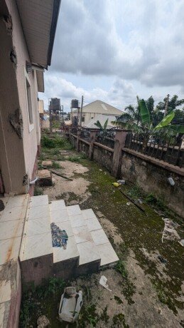 3bedroom-semidetached-bungalow-big-11