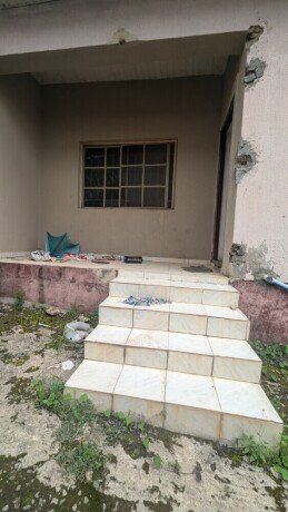 3bedroom-semidetached-bungalow-big-18