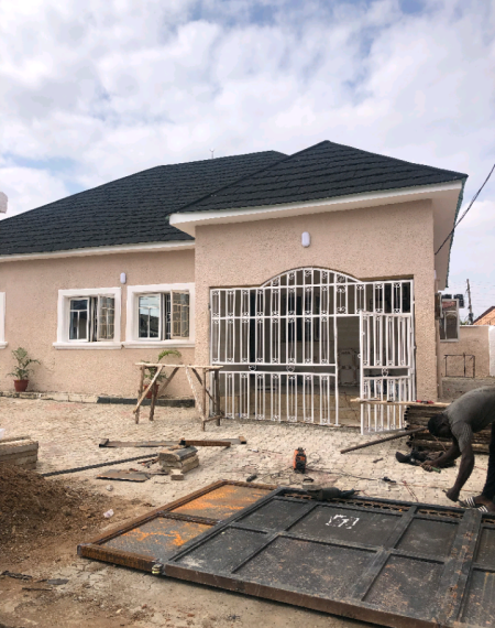 standard-3-bedroom-bungalow-with-selfcon-bq-for-rent