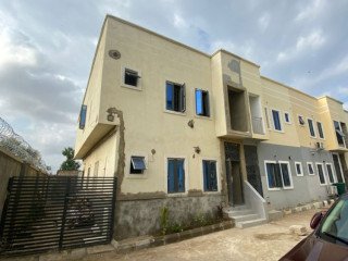 3-bedroom-terrace-duplex-corner-piece