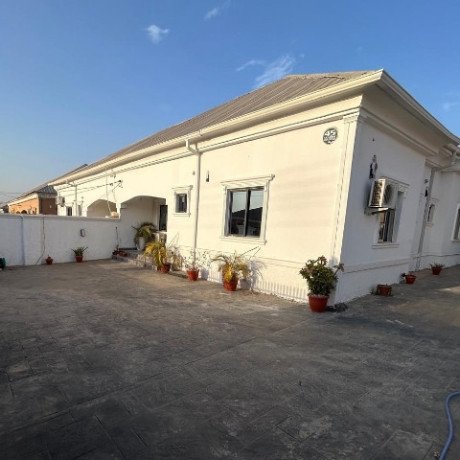 furnished-2bedroom-semidetached-bungalow-big-1