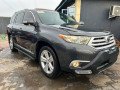 few-month-registered-toyota-highlander-limited-small-9