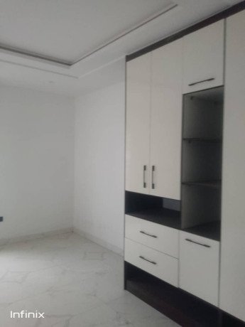 newly-built-3-bedroom-duplex-for-rent-big-3