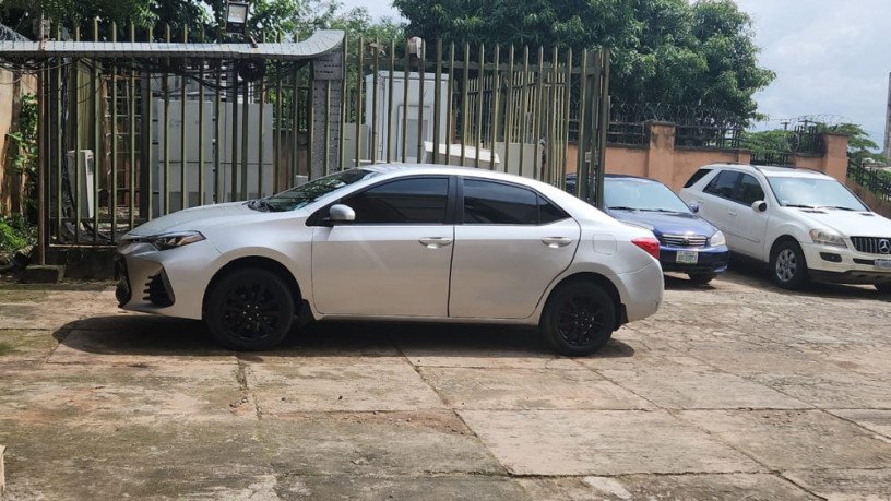 2015-corolla-upgraded-to-2017-big-1