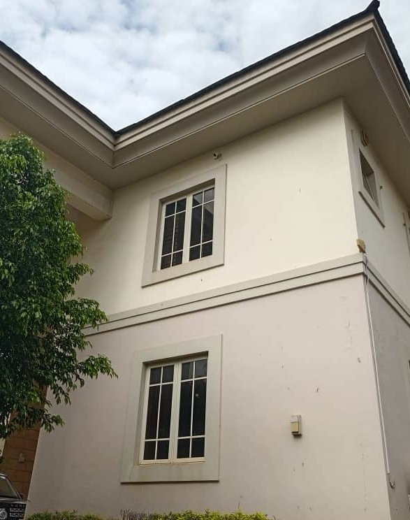 7bedroom-mansion-wit-swimming-pool-bq