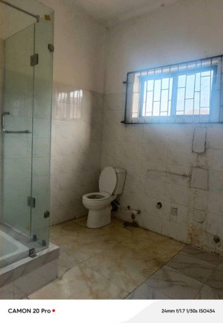 2-bedroom-for-rent-big-4