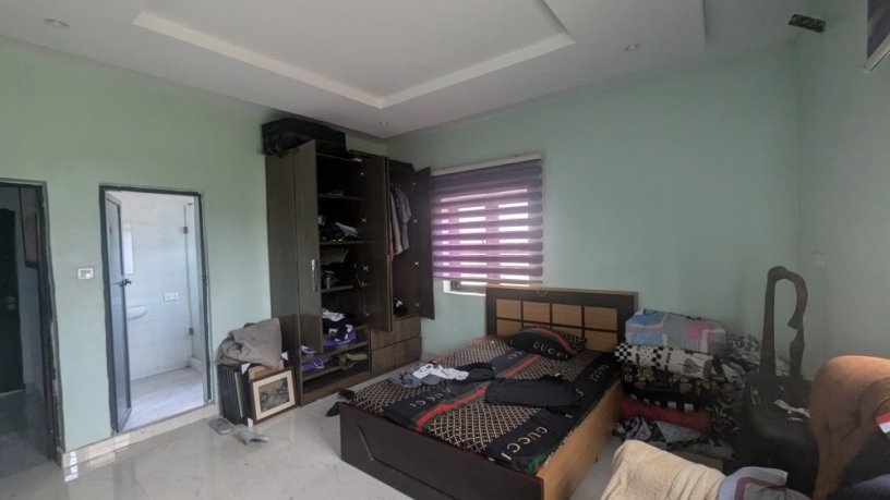 sparkling-spacious-2bedroom-apartment-big-15
