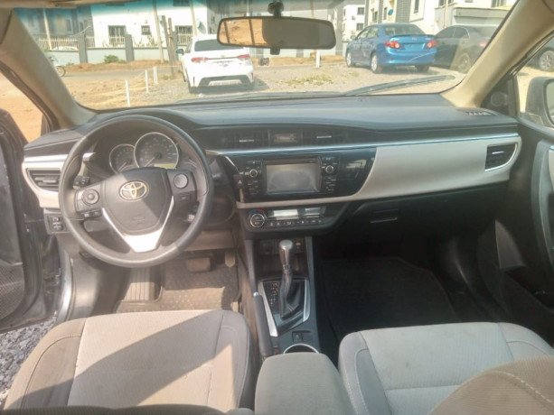 toyota-corolla-big-1