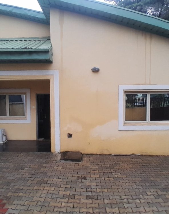 sharp-3bedroom-bungalow-bq