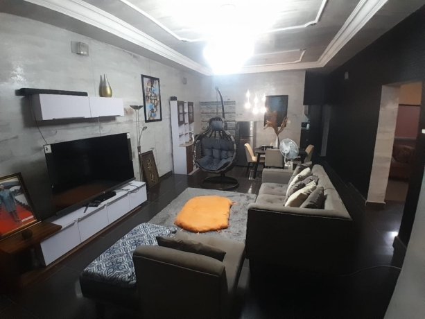 sharp-3bedroom-bungalow-bq-big-3