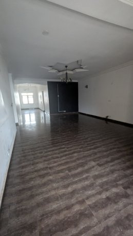 spacious-3bedroom-block-of-flat-big-6