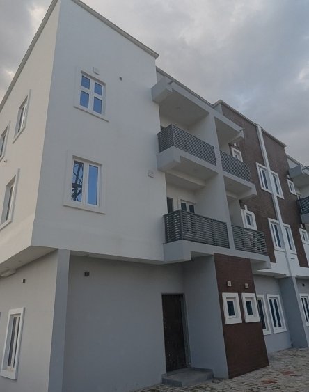 brandnew-luxuriously-finished-4units-4bedroom-terrace-duplex