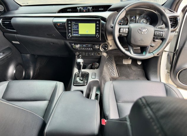 2024-hilux-adventure-big-3