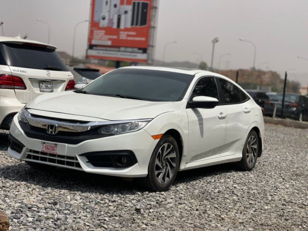 sleek-2016-honda-civic-distress-sales-big-6