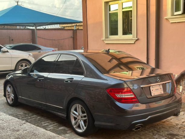 mercedes-benz-c300-big-10