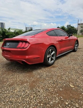 foreign-used-2016-ford-mustang-big-4